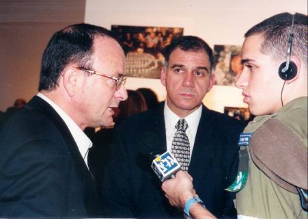 Roni Milo (born 1949), Mayor of Tel Aviv during the 90's